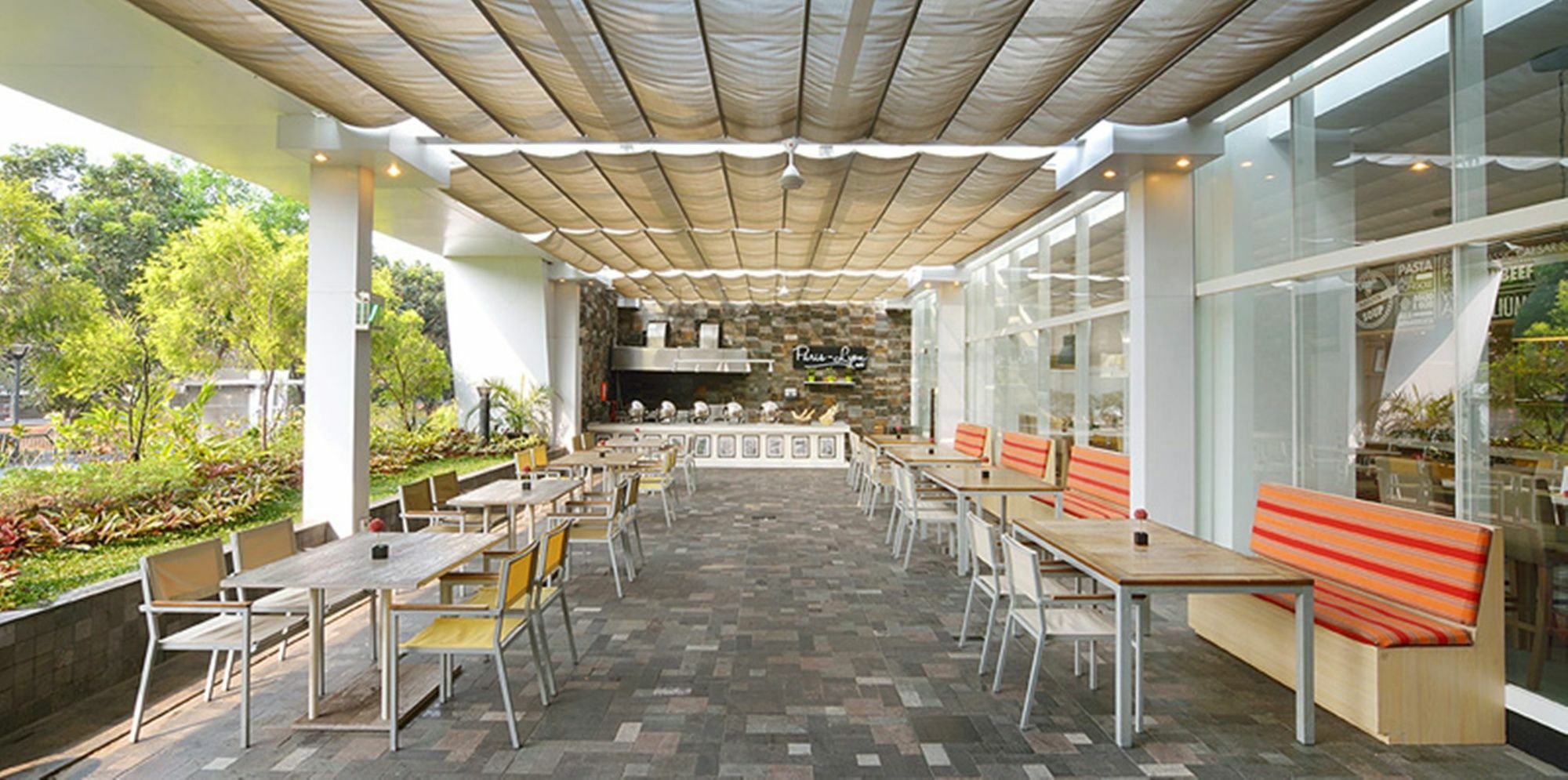 坦格朗爱丽路穆酒店 当格浪 外观 照片